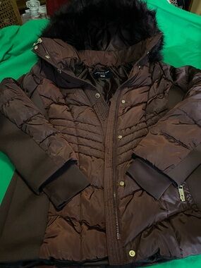 London Fog Shiny Brown Quilted Jacket Interior